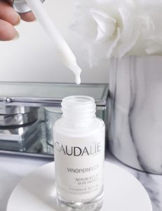 Caudalie Vinoperfect Radiance Serum_Recenzija