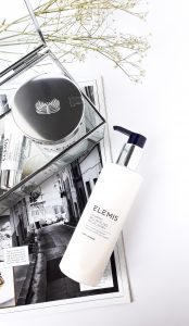 Recenzija_ELEMIS Dynamic Resurfacing Facial Wash